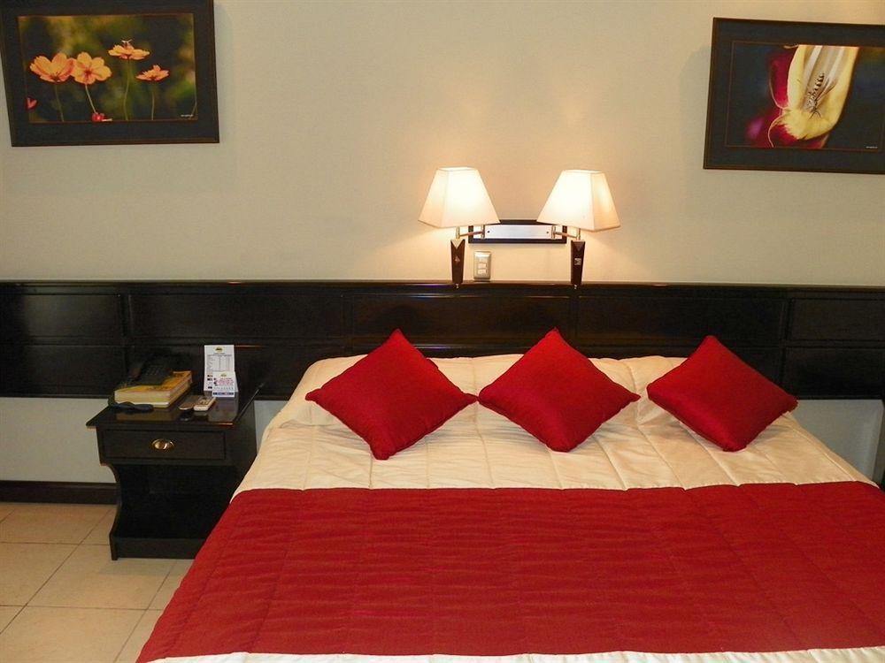 Hotel Suerre Guapiles Luaran gambar