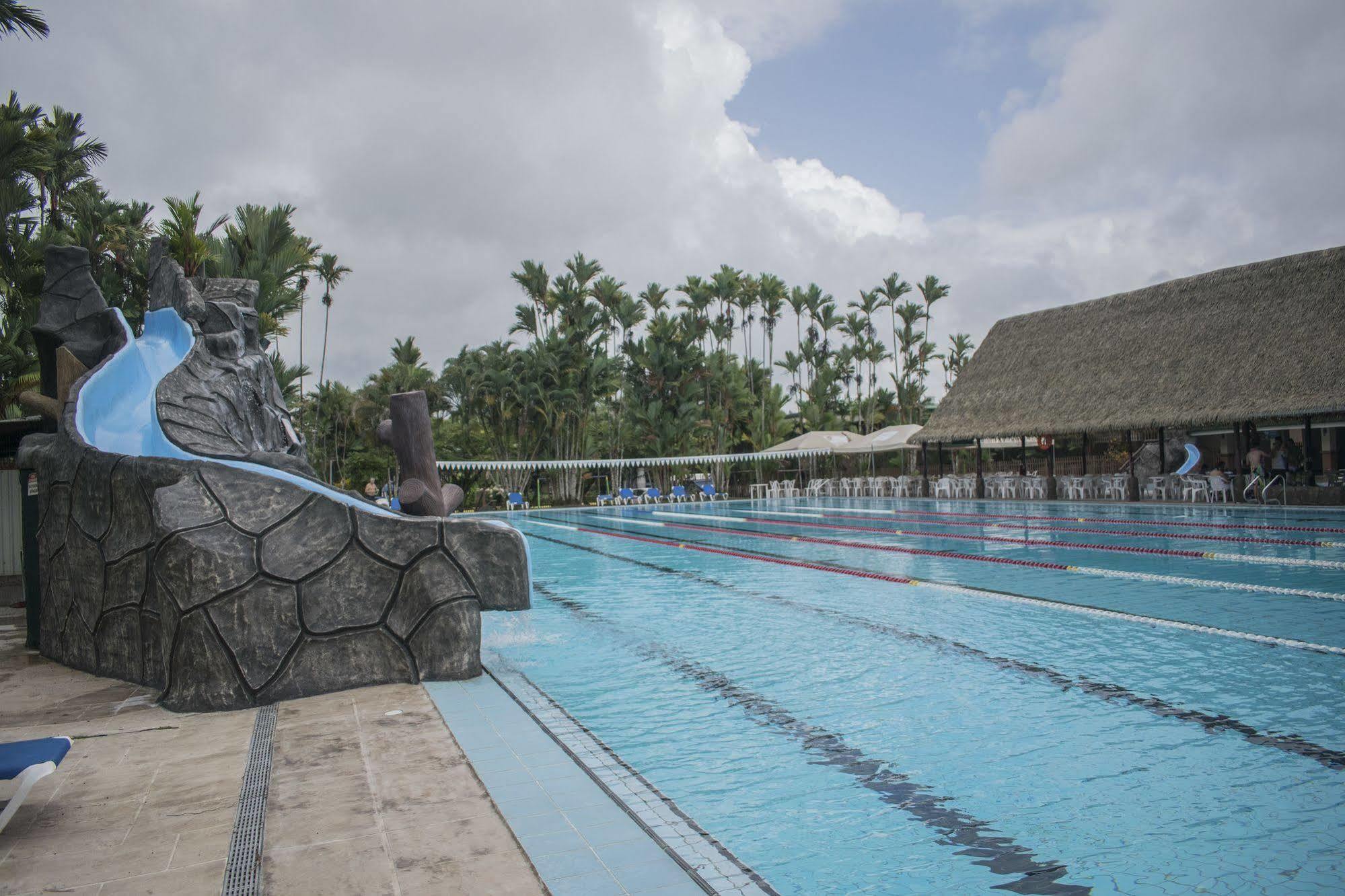 Hotel Suerre Guapiles Luaran gambar