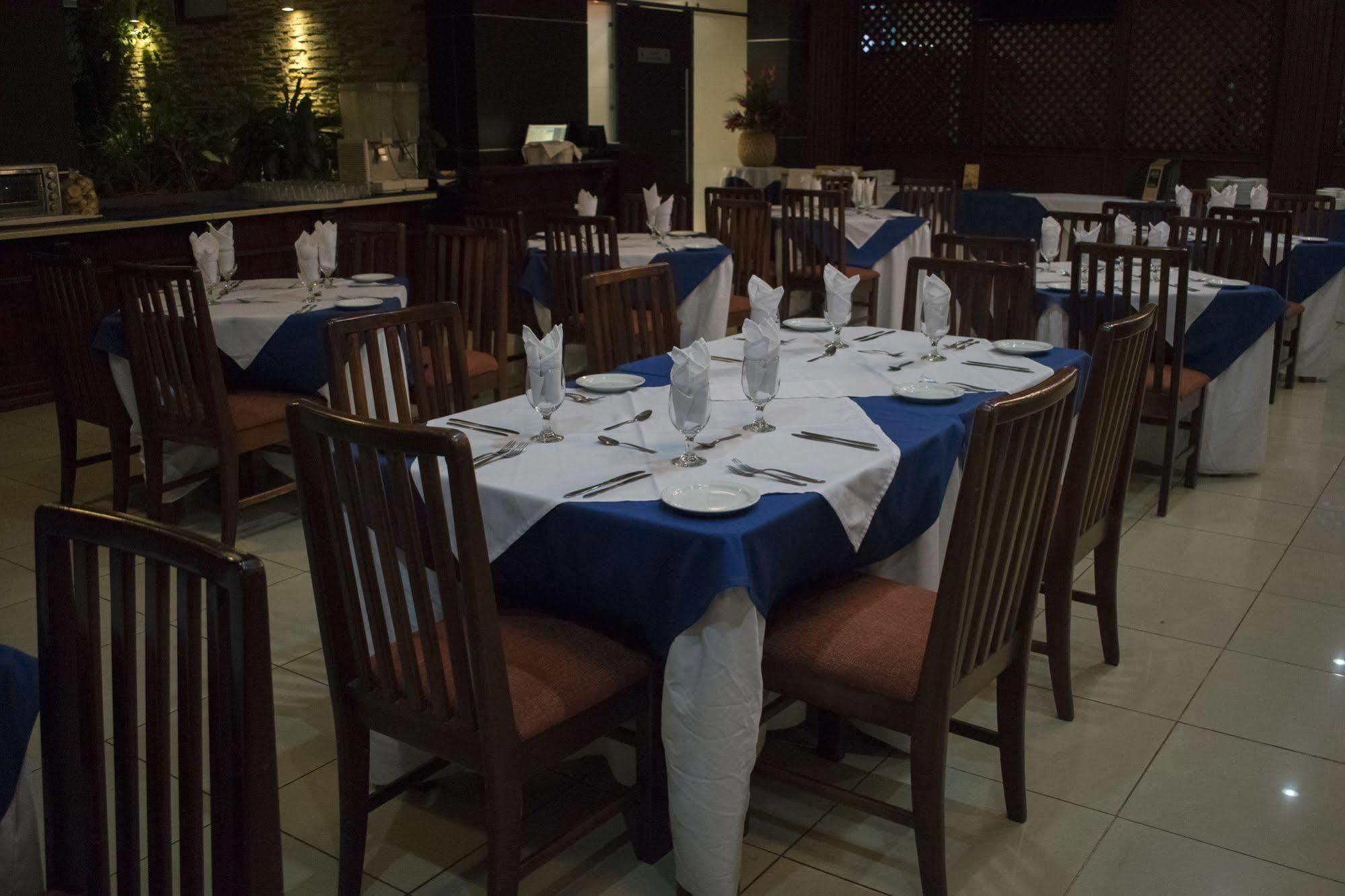 Hotel Suerre Guapiles Luaran gambar